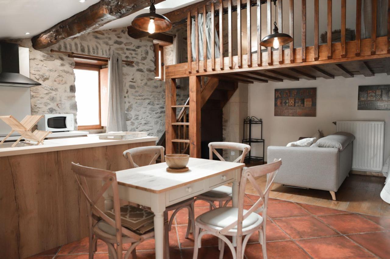 Maison D'Hotes Le Hameau De La Mure Saint-Laurent-du-Pape Экстерьер фото