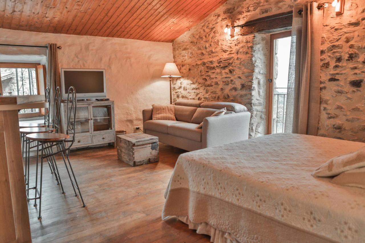 Maison D'Hotes Le Hameau De La Mure Saint-Laurent-du-Pape Экстерьер фото
