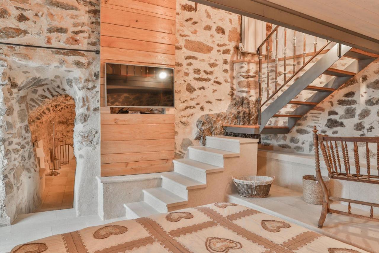 Maison D'Hotes Le Hameau De La Mure Saint-Laurent-du-Pape Экстерьер фото