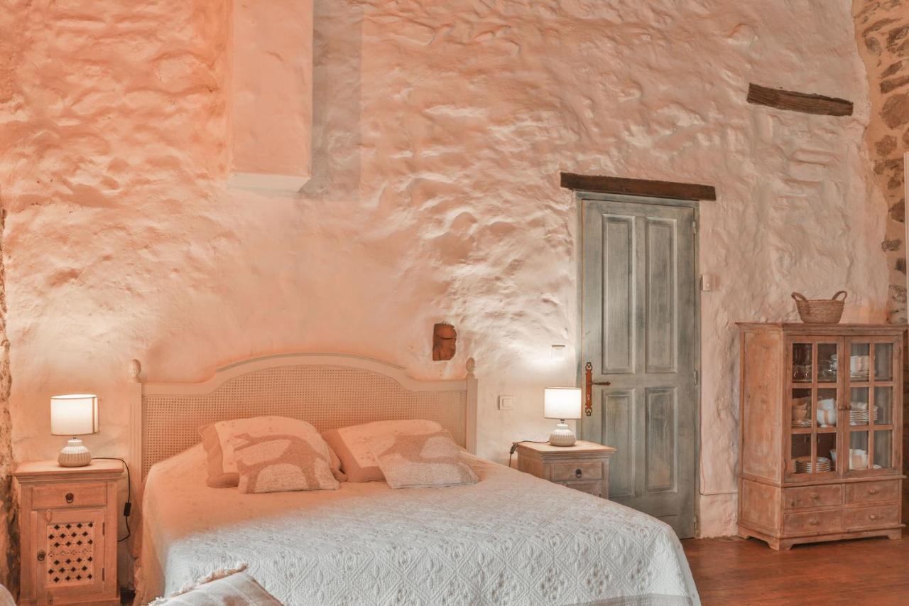 Maison D'Hotes Le Hameau De La Mure Saint-Laurent-du-Pape Экстерьер фото